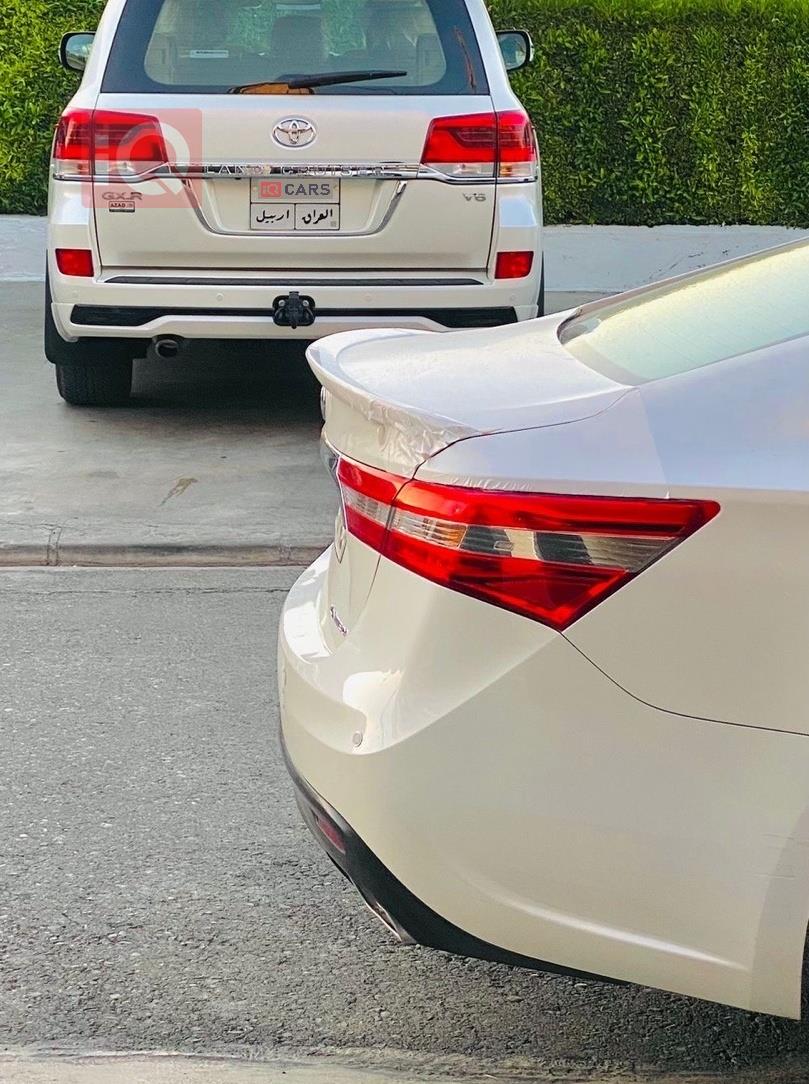 تۆیۆتا ئەڤەلۆن